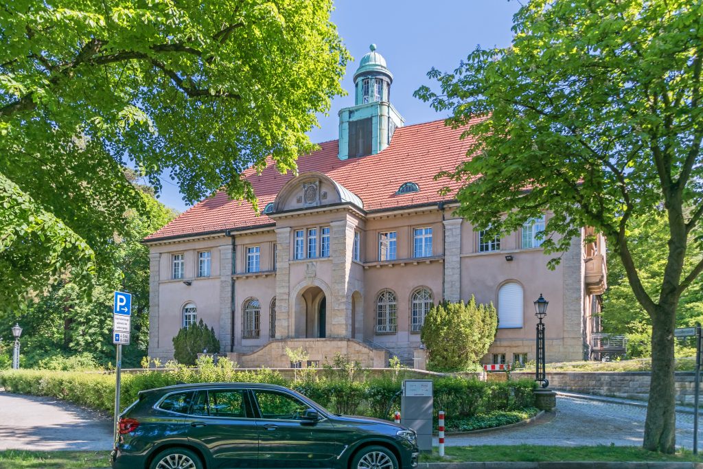 nikolassee-rathaus